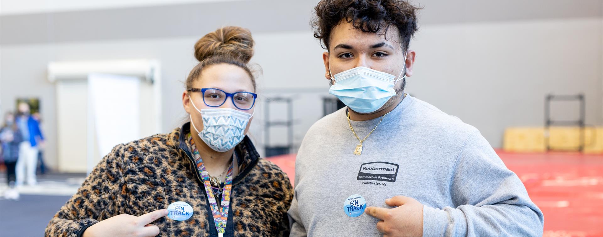 Vaccinnated and masked college students